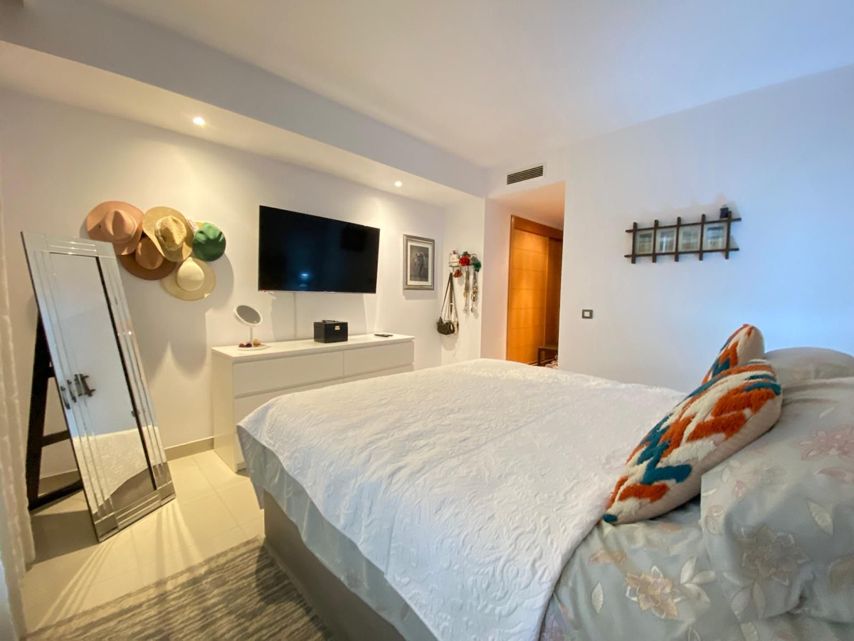 Appartement te koop in Estepona | 2 slaapkamers H5349403