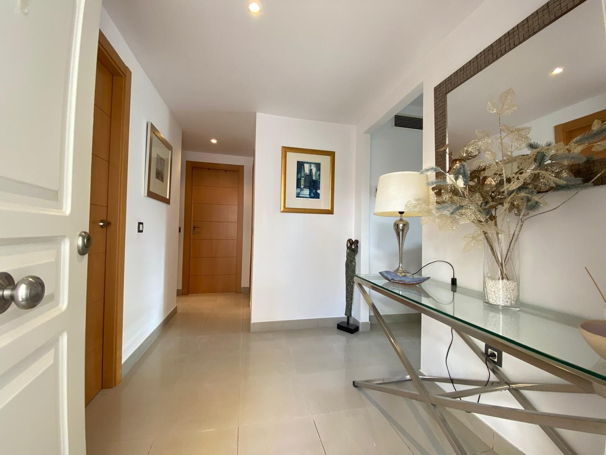 Appartement te koop in Estepona | 2 slaapkamers H5349403