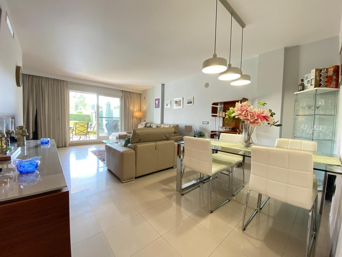 Appartement te koop in Estepona | 2 slaapkamers H5349403