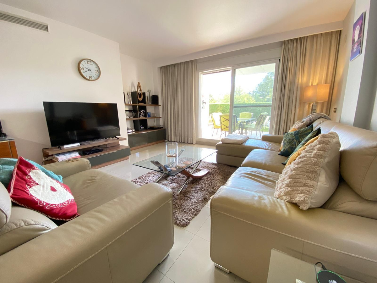Appartement te koop in Estepona | 2 slaapkamers H5349403