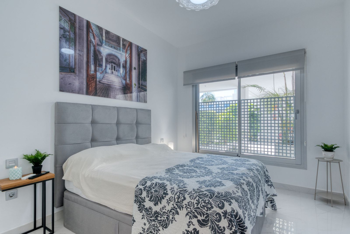 Appartement te koop in Estepona | 3 slaapkamers H5350747