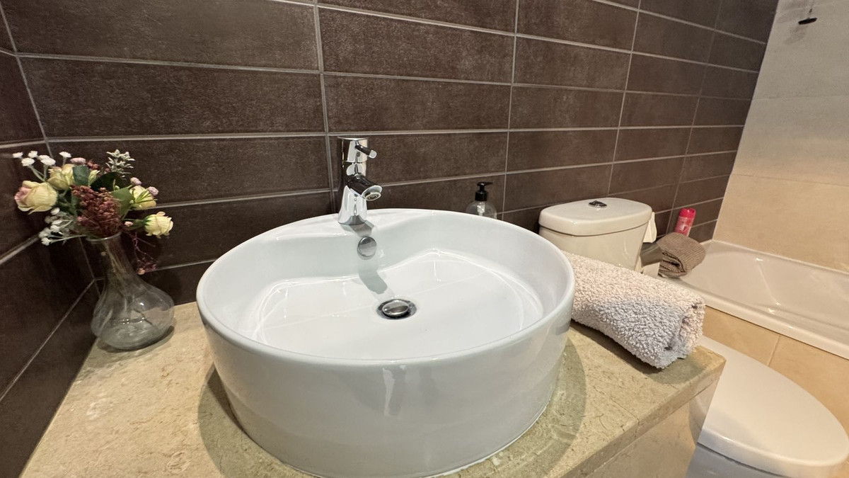 Appartement te koop in Estepona | 2 slaapkamers H5351503