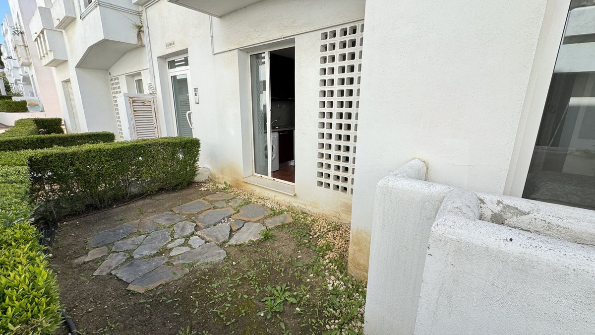 Appartement te koop in Estepona | 2 slaapkamers H5351503