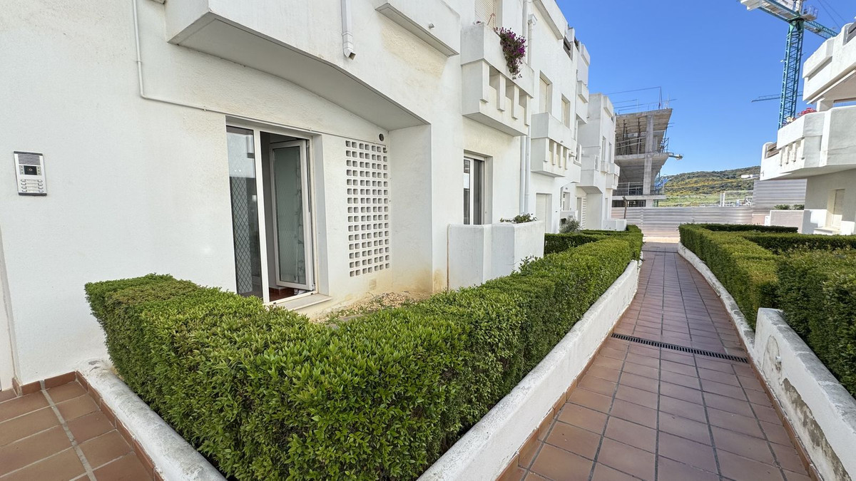 Appartement te koop in Estepona | 2 slaapkamers H5351503