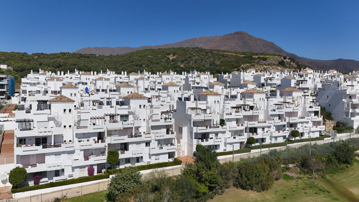 Appartement te koop in Estepona | 2 slaapkamers H5351503