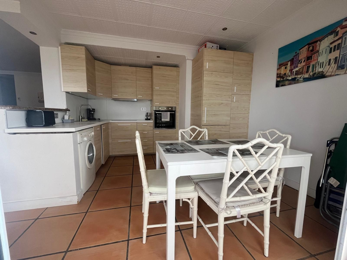 Appartement te koop in Estepona | 2 slaapkamers H5352619