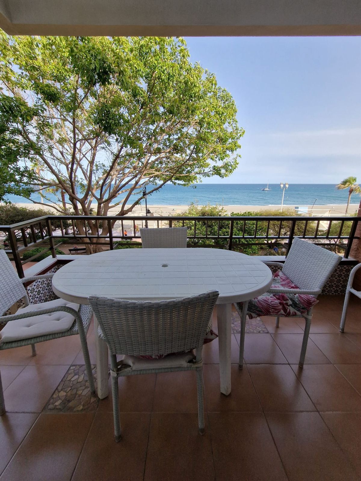 Appartement te koop in Estepona | 2 slaapkamers H5352619