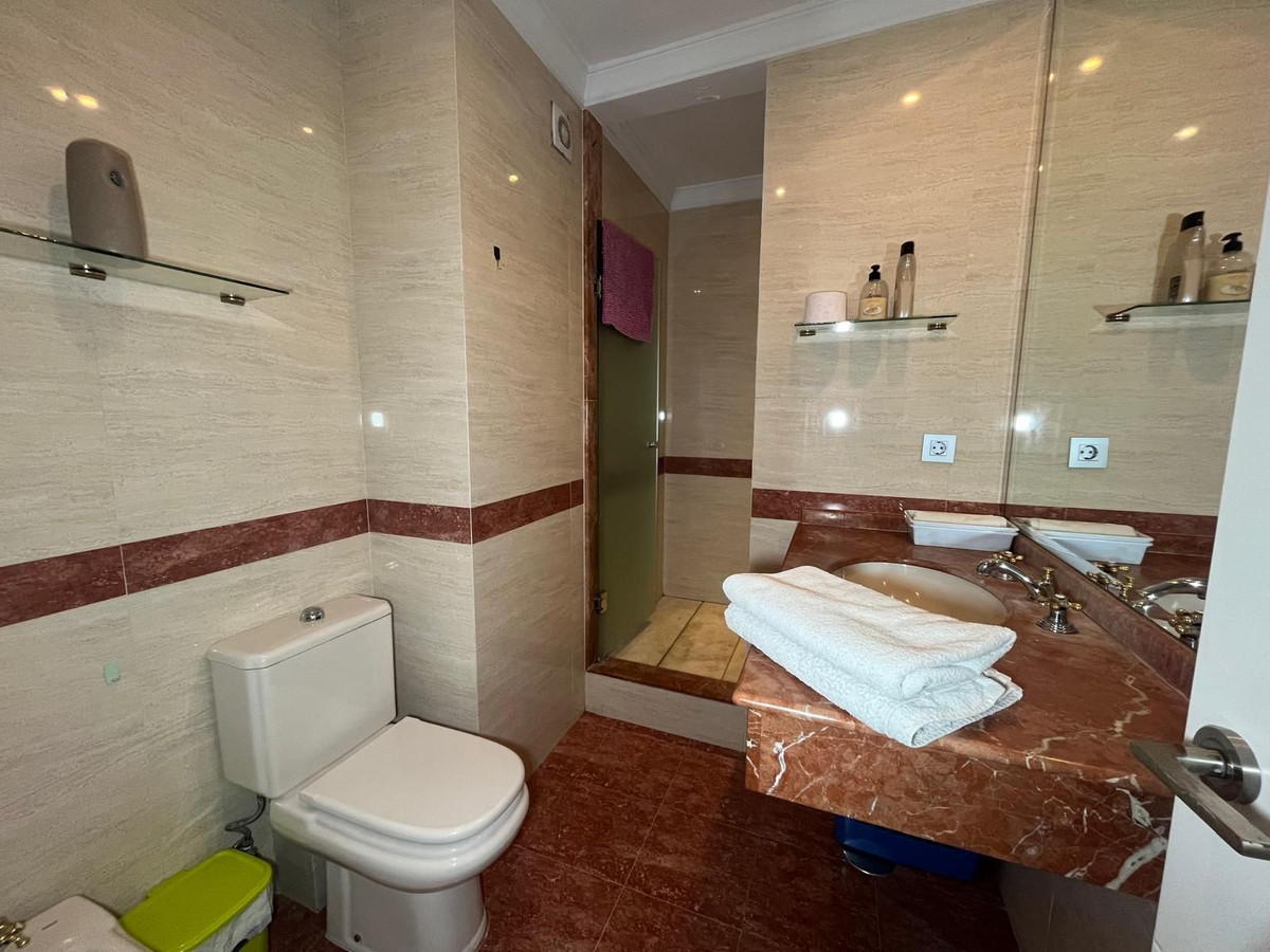 Appartement te koop in Estepona | 2 slaapkamers H5352619