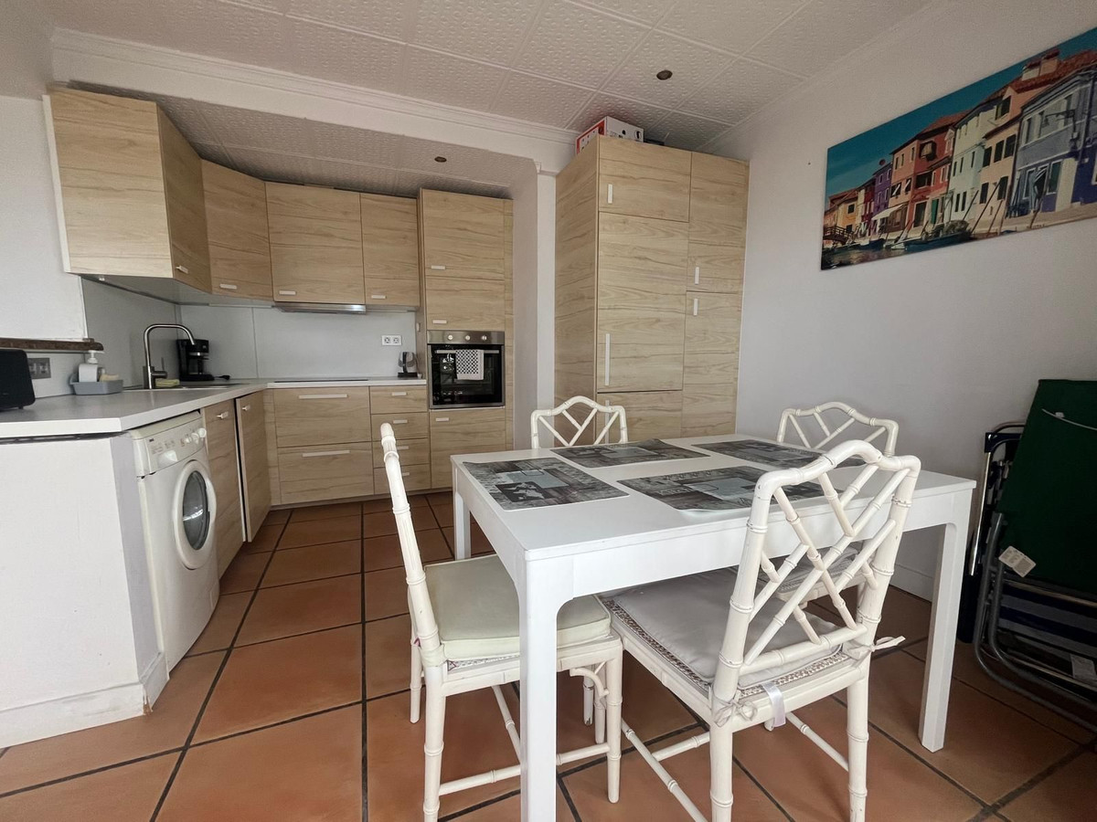 Appartement te koop in Estepona | 2 slaapkamers H5352619