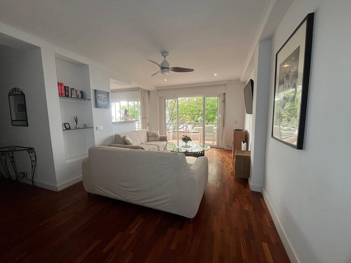 Appartement te koop in Estepona | 2 slaapkamers H5352619