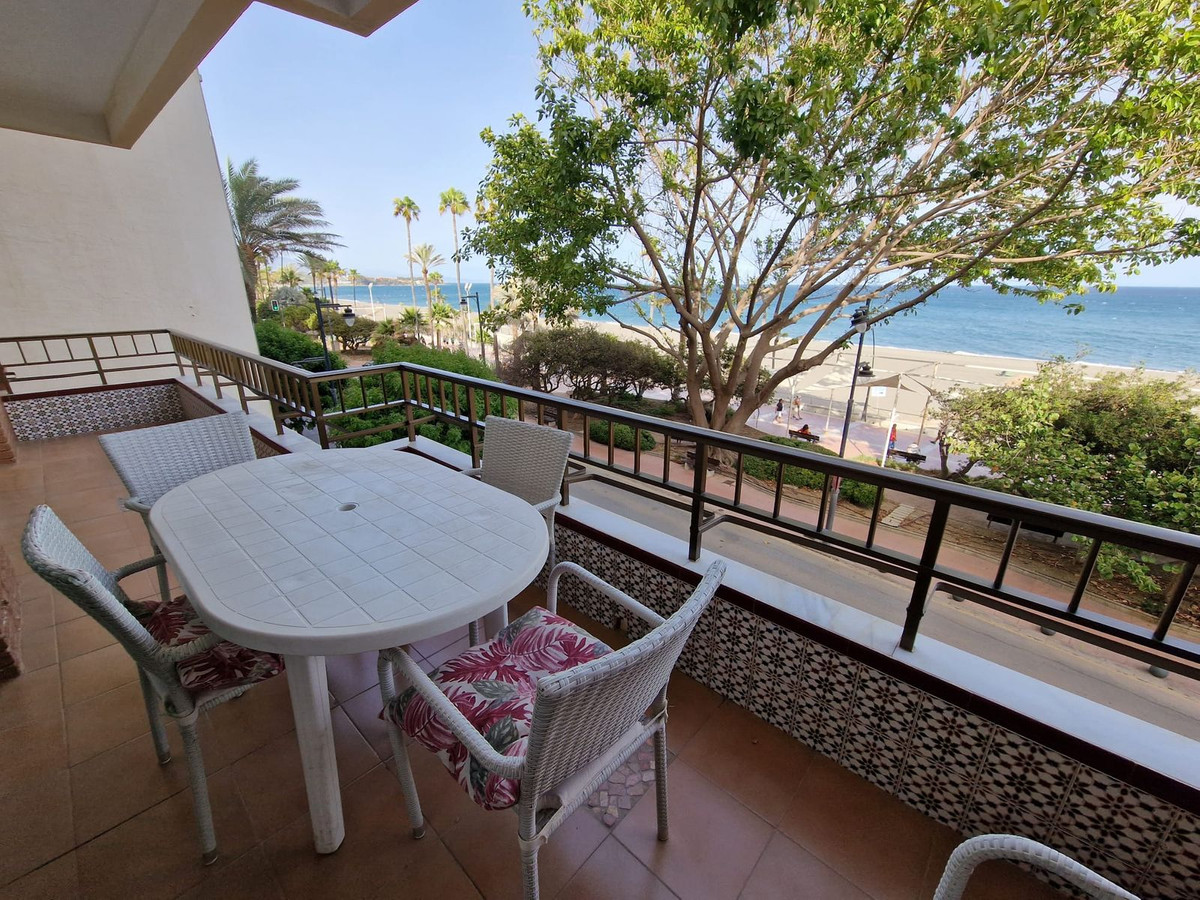 Appartement te koop in Estepona | 2 slaapkamers H5352619