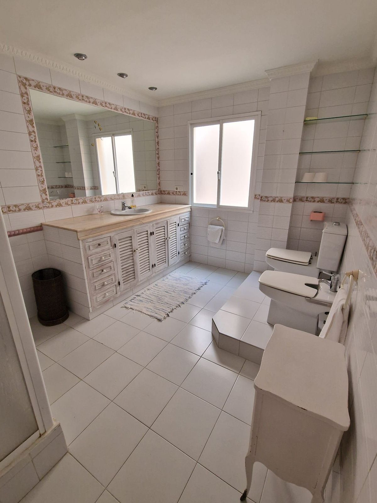 Appartement te koop in Estepona | 1 slaapkamers H5353654