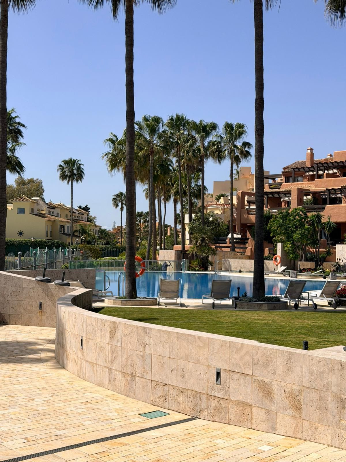 Appartement te koop in Estepona | 3 slaapkamers H5353711