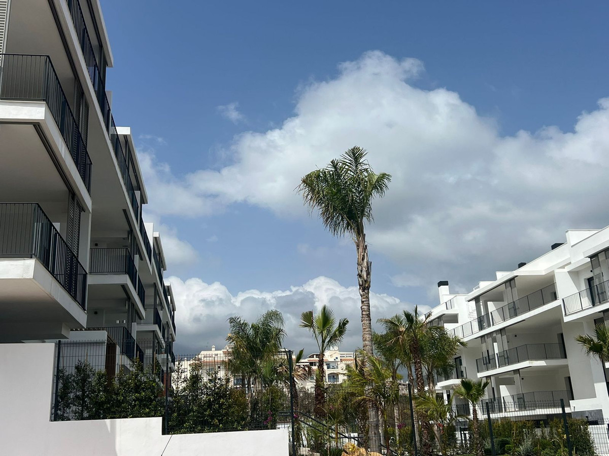 Appartement te koop in Estepona | 2 slaapkamers H5354095