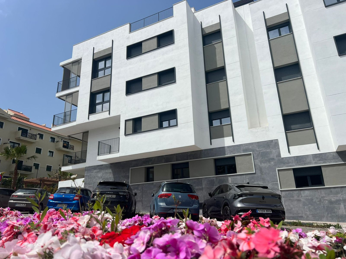 Appartement te koop in Estepona | 2 slaapkamers H5354095