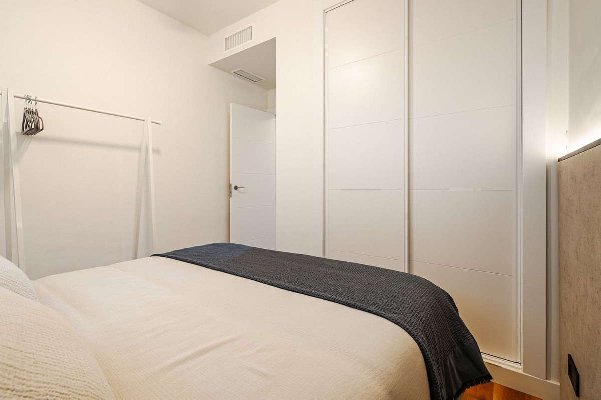 Appartement te koop in Estepona | 2 slaapkamers H5354476