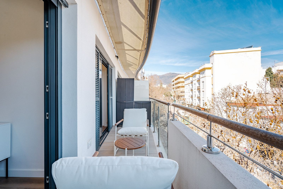 Appartement te koop in Estepona | 2 slaapkamers H5354476