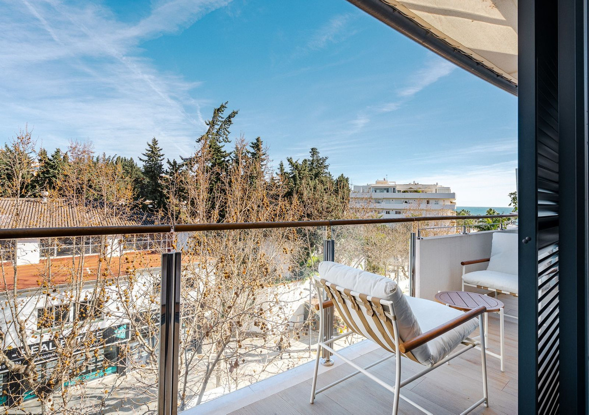 Appartement te koop in Estepona | 2 slaapkamers H5354476