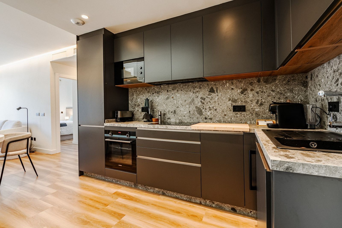 Appartement te koop in Estepona | 2 slaapkamers H5354476