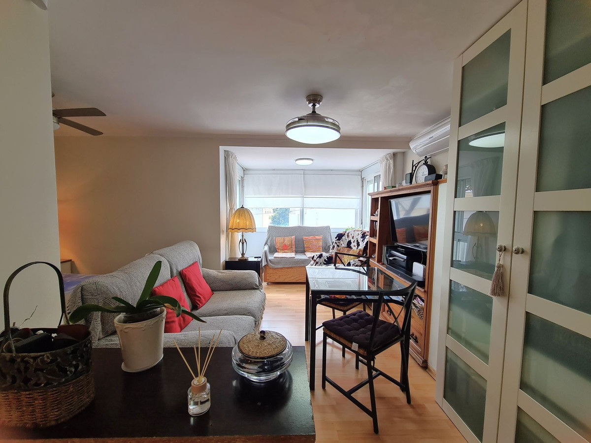 Appartement te koop in Estepona | 1 slaapkamers H5355259