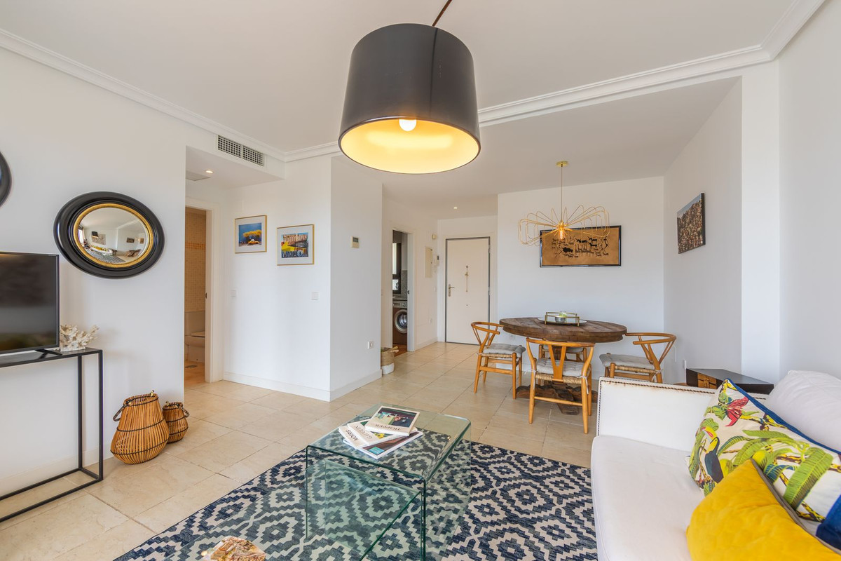Penthouse te koop in Estepona | 2 slaapkamers H5355286
