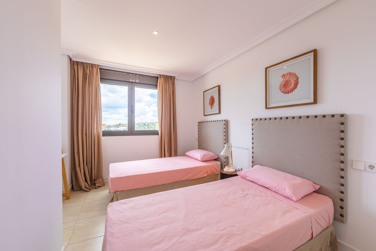 Penthouse te koop in Estepona | 2 slaapkamers H5355286