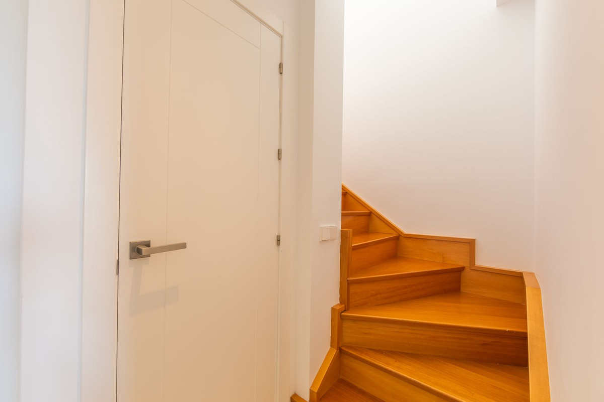 Penthouse te koop in Estepona | 2 slaapkamers H5355286