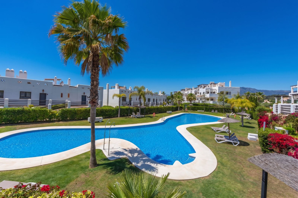Penthouse te koop in Estepona | 2 slaapkamers H5355286