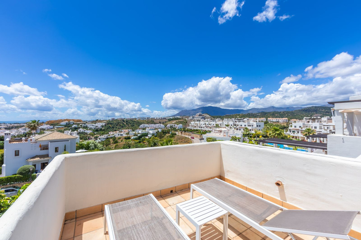 Penthouse te koop in Estepona | 2 slaapkamers H5355286