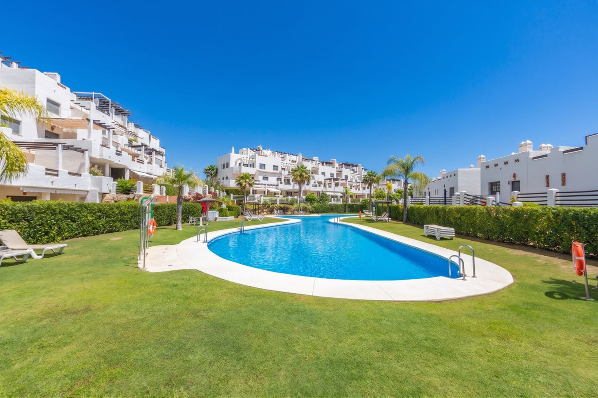 Penthouse te koop in Estepona | 2 slaapkamers H5355286