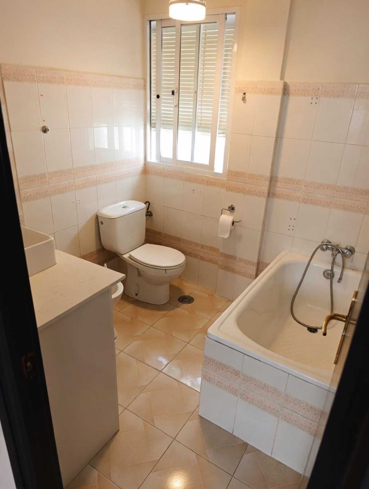 Appartement te koop in Estepona | 3 slaapkamers H5355334