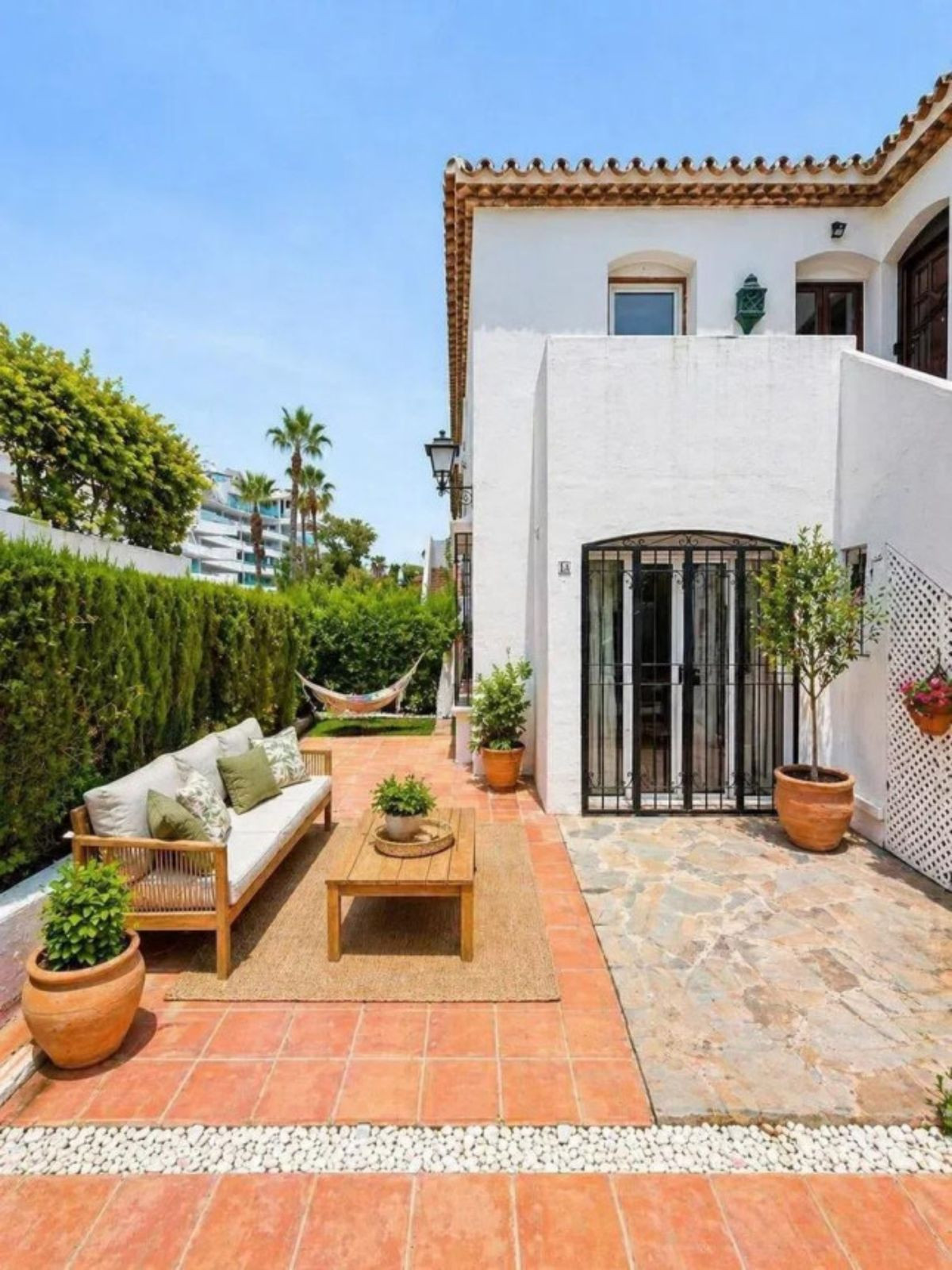 Appartement te koop in Estepona | 2 slaapkamers H5356297