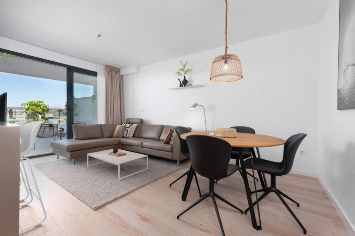 Appartement te koop in Estepona | 2 slaapkamers H5356426