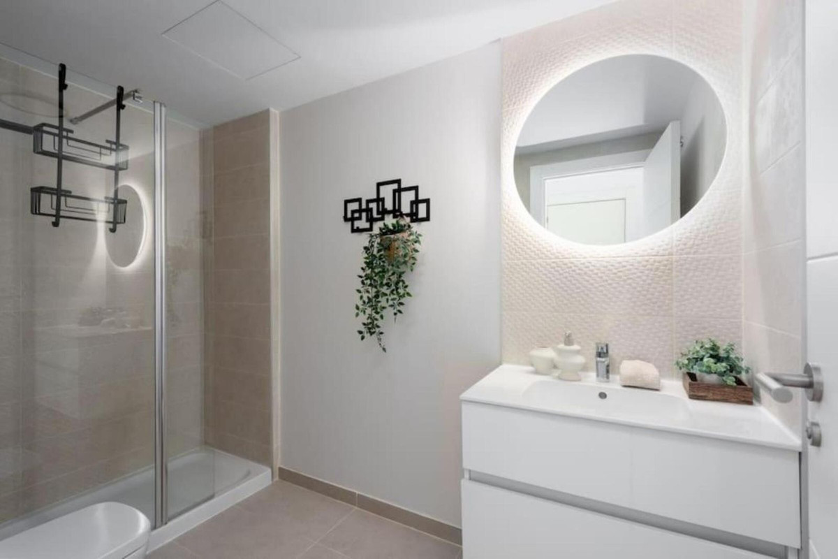 Appartement te koop in Estepona | 2 slaapkamers H5356426