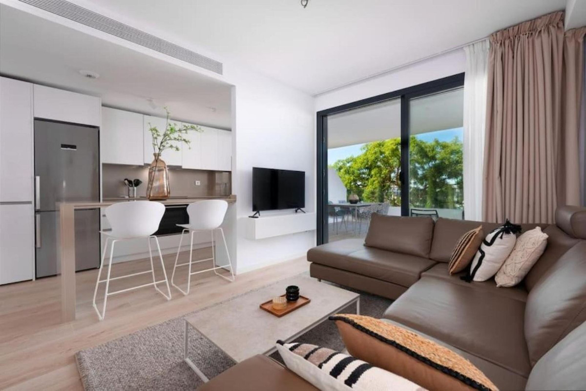 Appartement te koop in Estepona | 2 slaapkamers H5356426