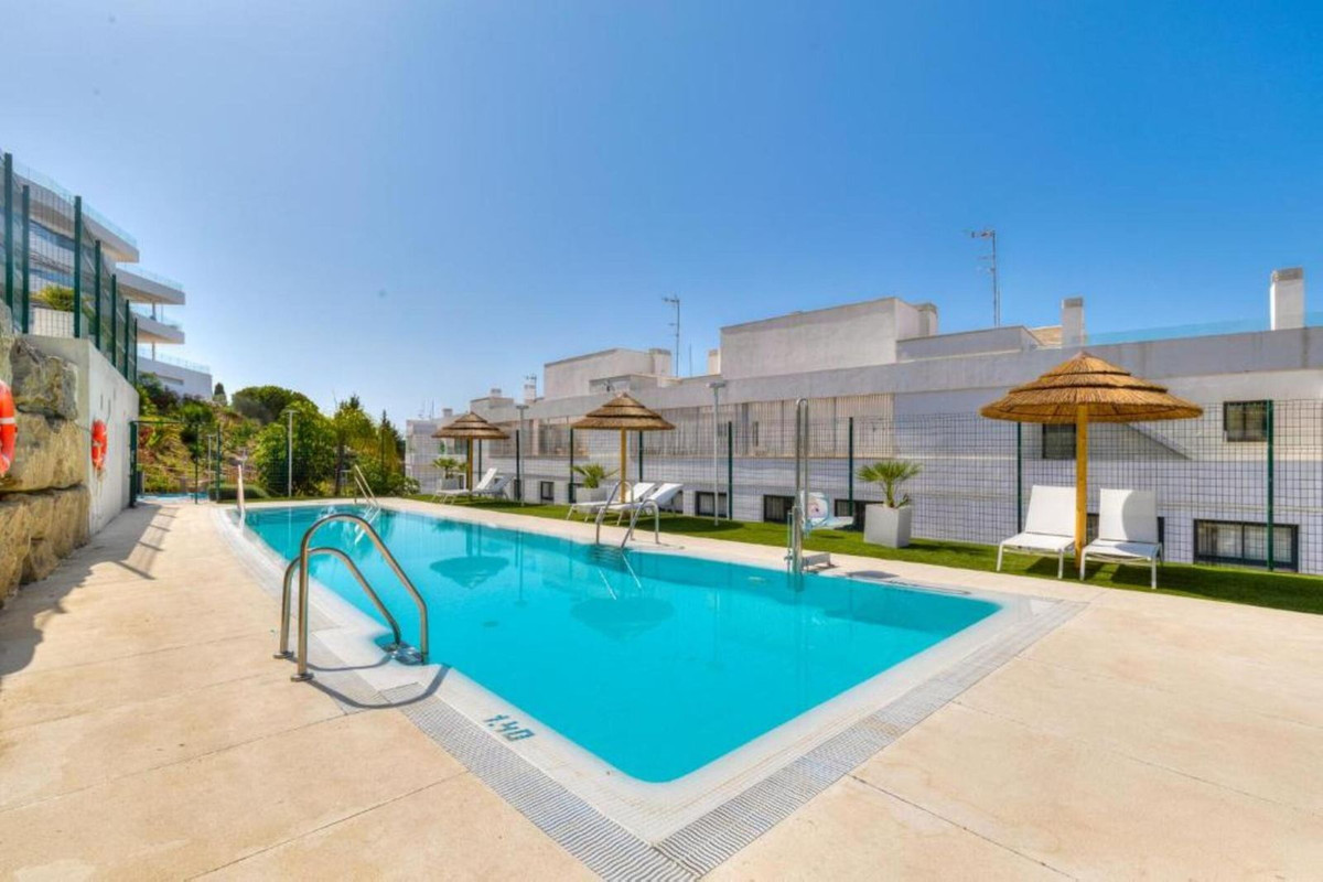 Appartement te koop in Estepona | 2 slaapkamers H5356426