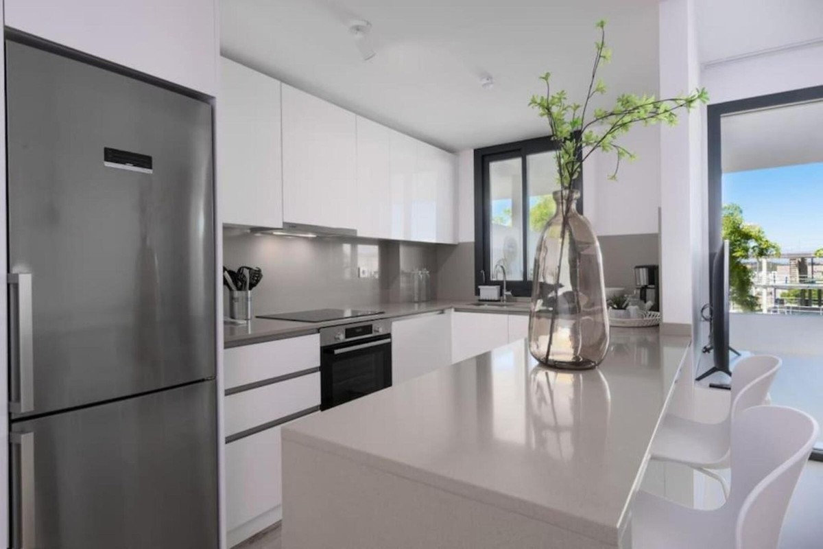 Appartement te koop in Estepona | 2 slaapkamers H5356426