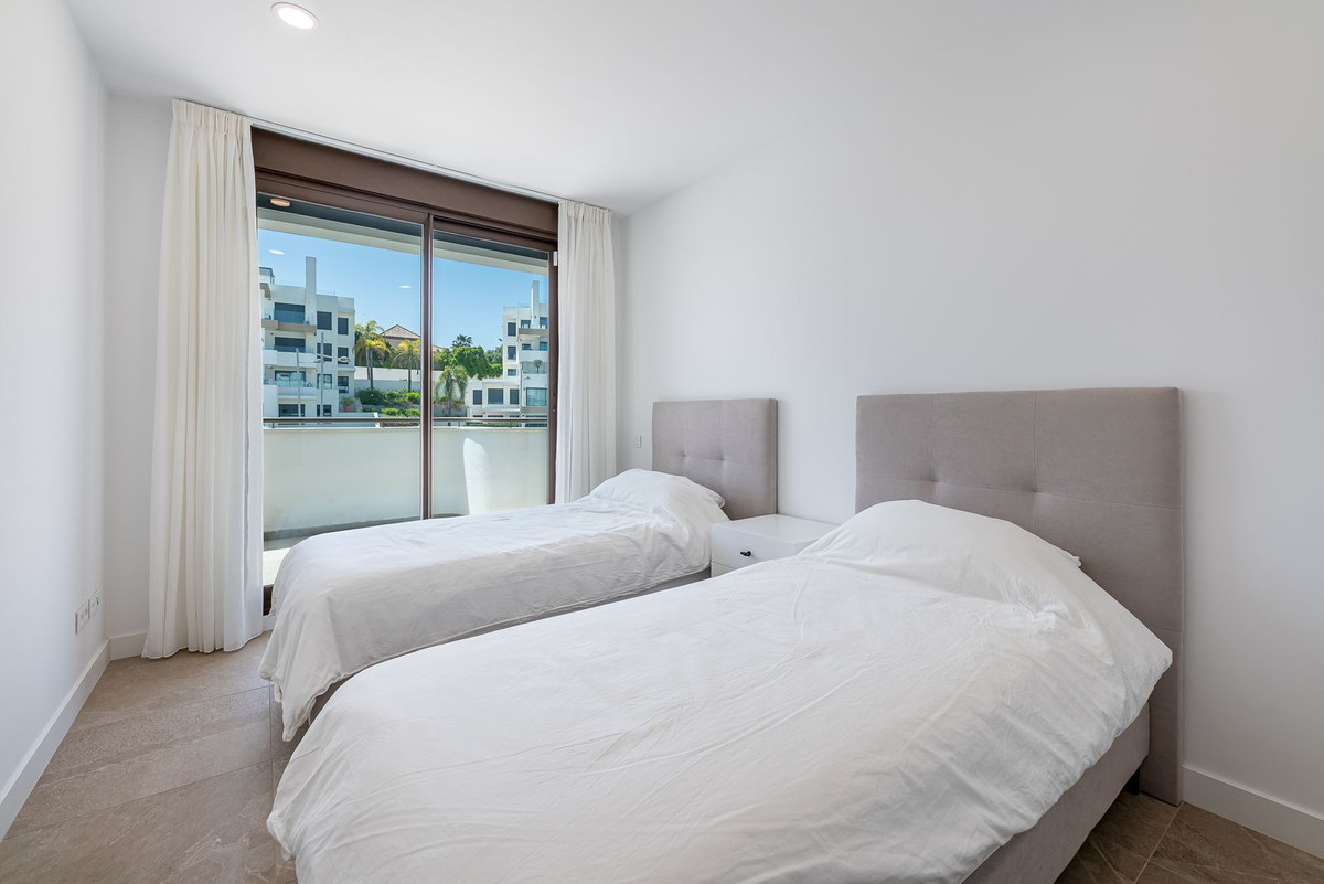 Appartement te koop in Estepona | 3 slaapkamers H5356684