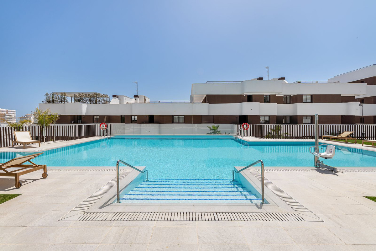 Appartement te koop in Estepona | 3 slaapkamers H5356684