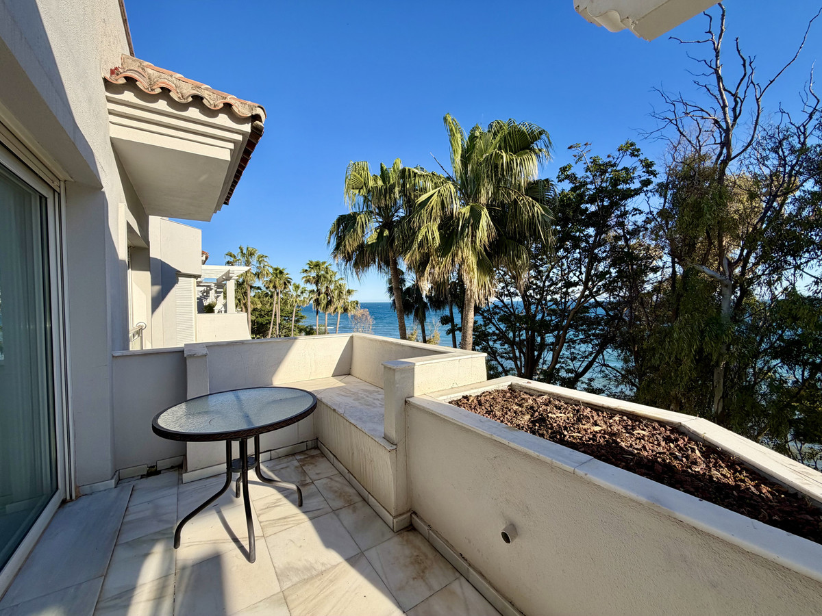 Appartement te koop in Estepona | 2 slaapkamers H5357059