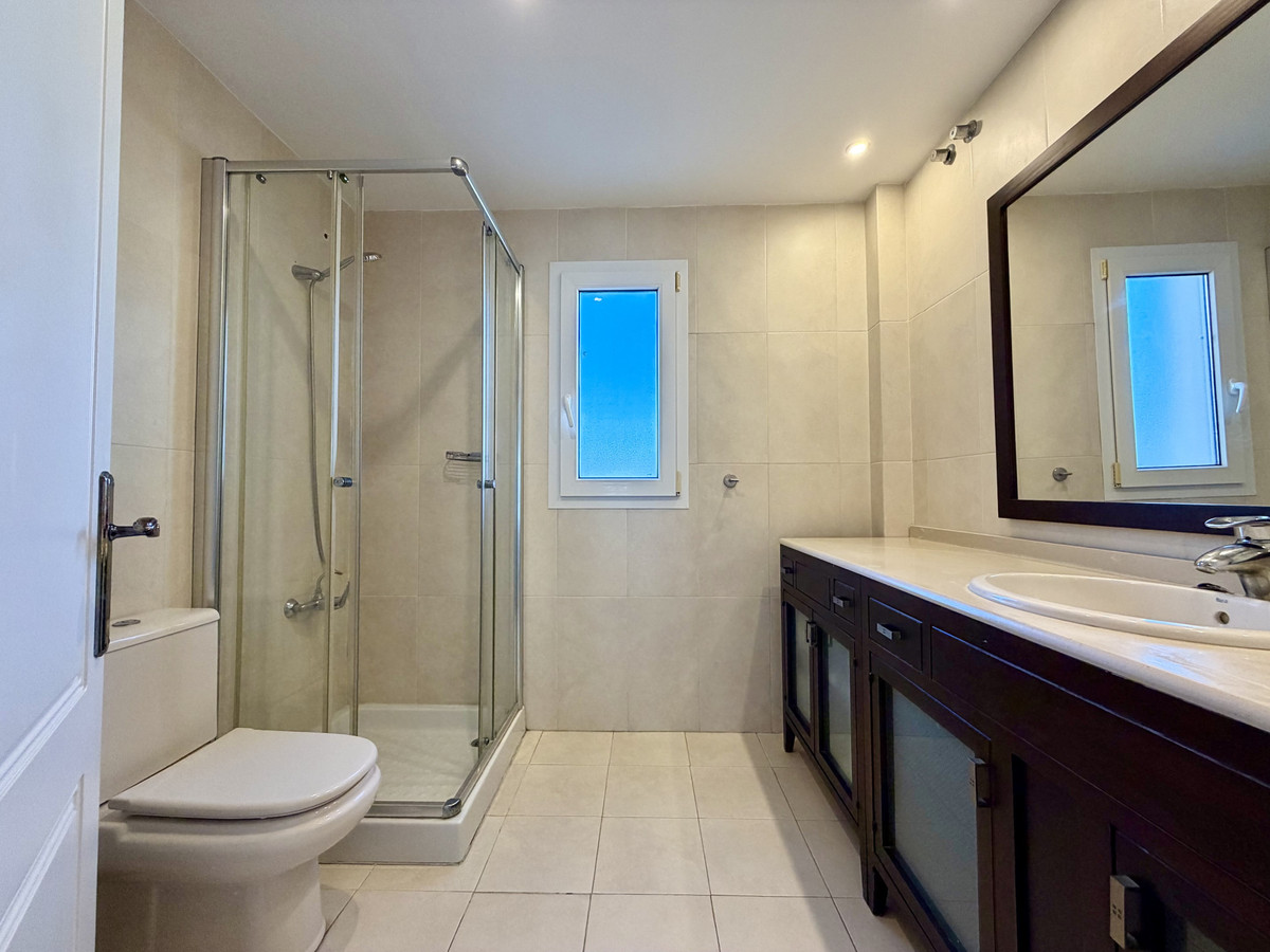 Appartement te koop in Estepona | 2 slaapkamers H5357059