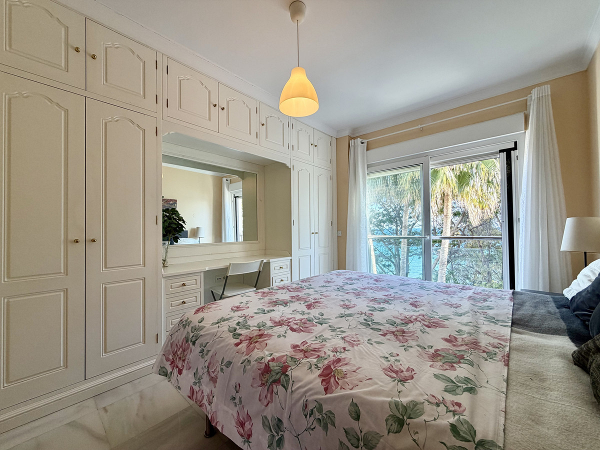 Appartement te koop in Estepona | 2 slaapkamers H5357059