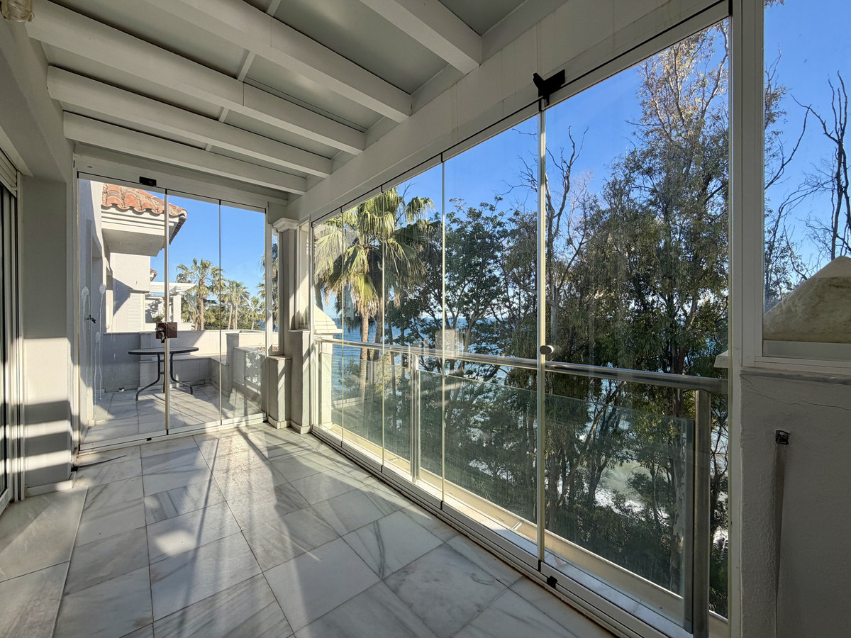 Appartement te koop in Estepona | 2 slaapkamers H5357059