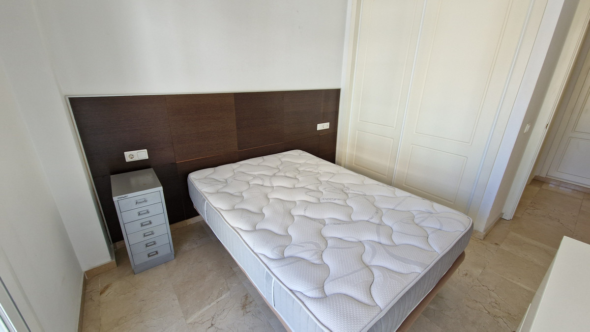 Appartement te koop in Estepona | 1 slaapkamers H5357113