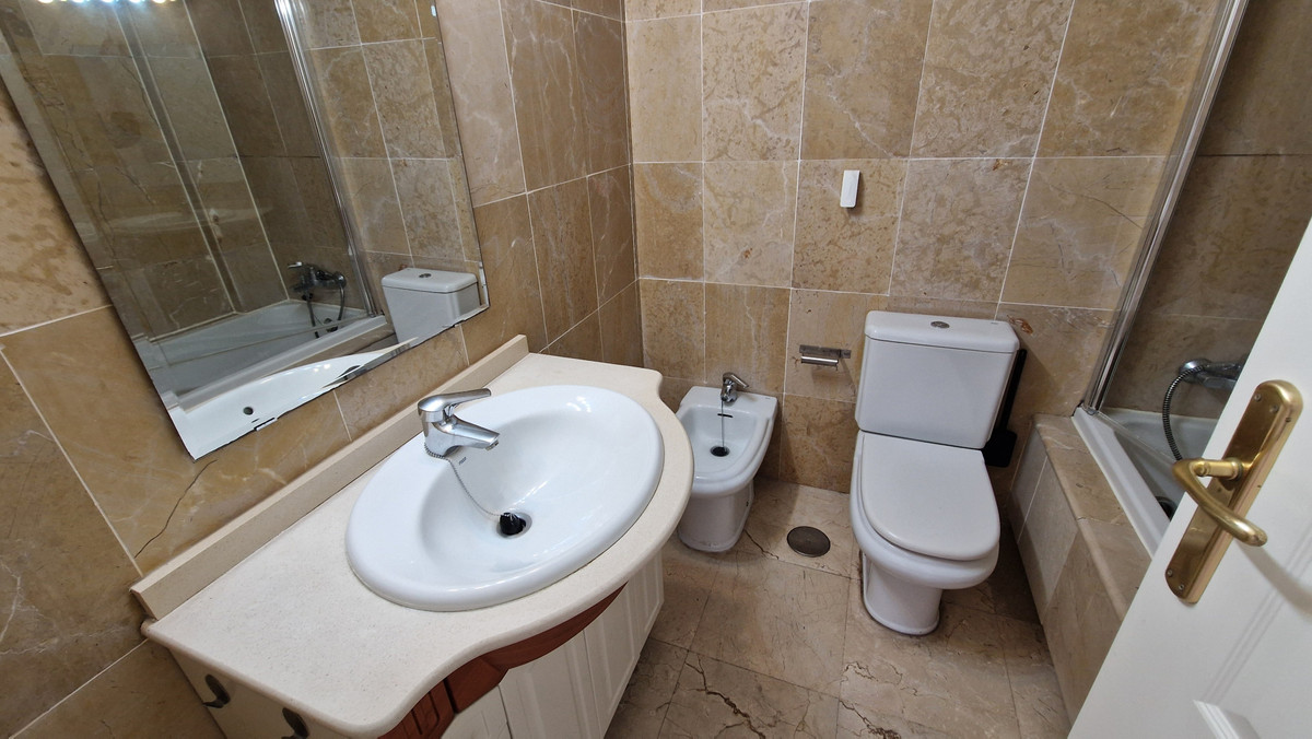 Appartement te koop in Estepona | 1 slaapkamers H5357113