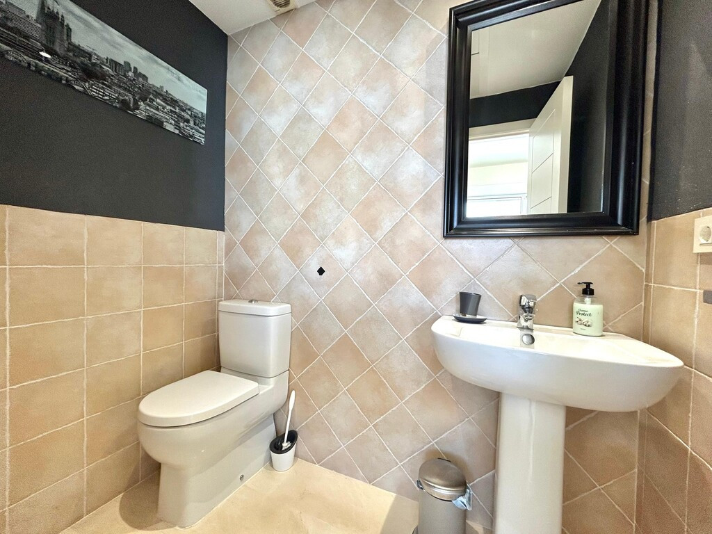 Appartement te koop in Estepona | 2 slaapkamers H5357155