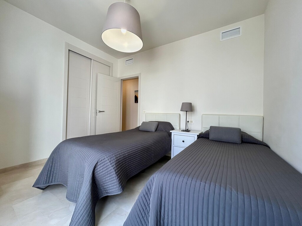 Appartement te koop in Estepona | 2 slaapkamers H5357155