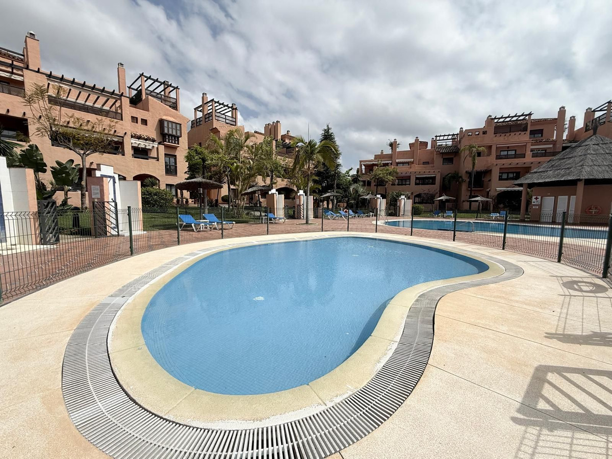 Appartement te koop in Estepona | 4 slaapkamers H5357257