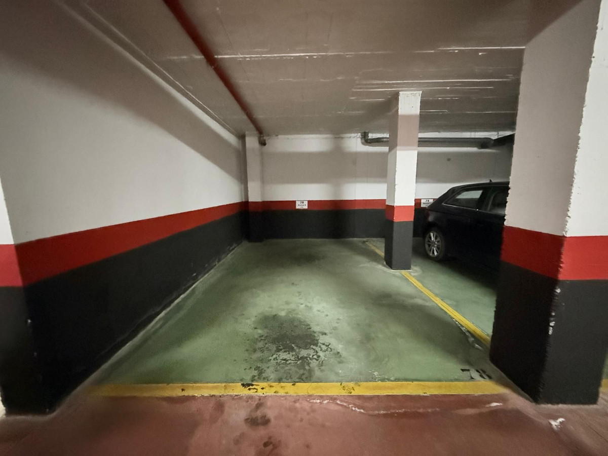 Appartement te koop in Estepona | 4 slaapkamers H5357257