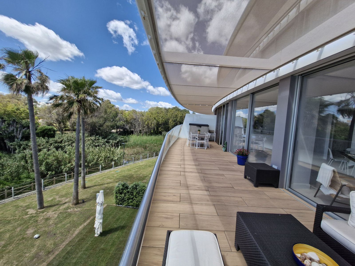 Appartement te koop in Estepona | 3 slaapkamers H5357503